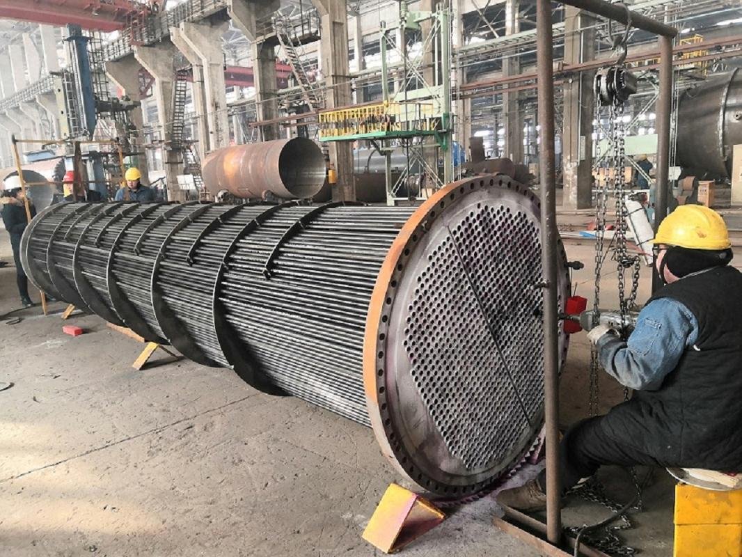 Shell-and-tube heat exchanger